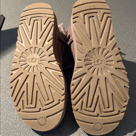 Ugh Boots - Picture 3 of 3